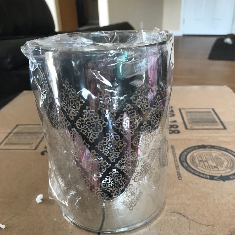 Pink Zebra shade new in box